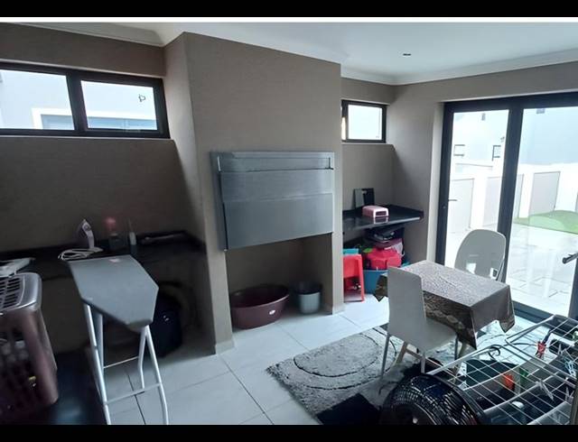 3 BEDROOM HOUSE FOR SALE IN ADMIRALS PARK